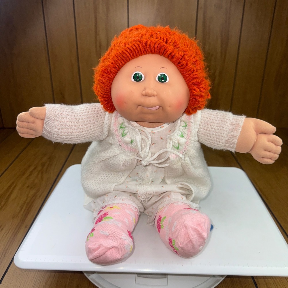 Vintage 1982 Cabbage Patch Kids Doll Coleco Orange Hair Green Eyes Floral Outfit